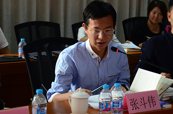 《中国道路辩证法》新书交流：六对辩证关系创新阐释中国道路