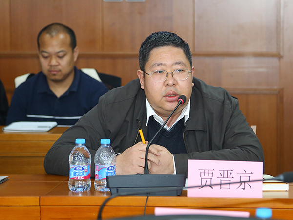 《中国跨越中等收入陷阱》新书介绍会暨“中等收入陷阱与高质量发展“研讨会在清华大学举行 《中国跨越中等收入陷阱》新书介绍会暨“中等收入陷阱与高质量发展“研讨会在清华大学举行