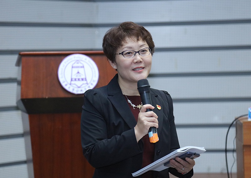 胡鞍钢为公共管理学院师生作学习党的十九大专题报告