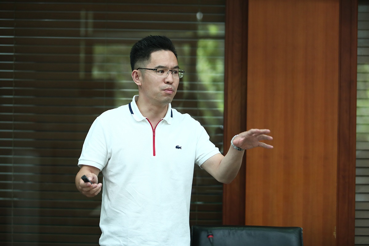 “第四次工业革命与国家治理现代化”论坛在清华大学举行