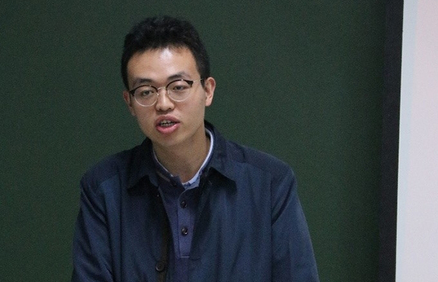 公管学院本科双学位班组织召开“精准扶贫研讨会”